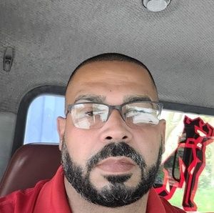 Meet your Posher, Emmanuel